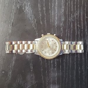 Geneva 15120 Watch ⌚️